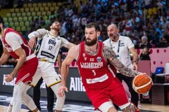 字母哥独木难支，雄鹿力克绿军塔图姆火力全开