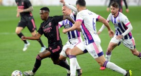 巴塞罗那17岁新星闪耀奥林匹克，助力巴萨青春力量对抗皇家社会